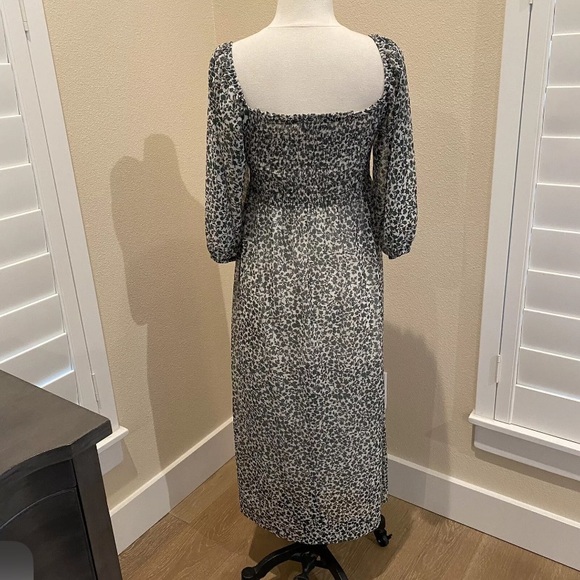 Baum Und Pferdgarten Judith Smocked Floral Midi Dress Green Peasant Boho Small - Picture 4 of 11